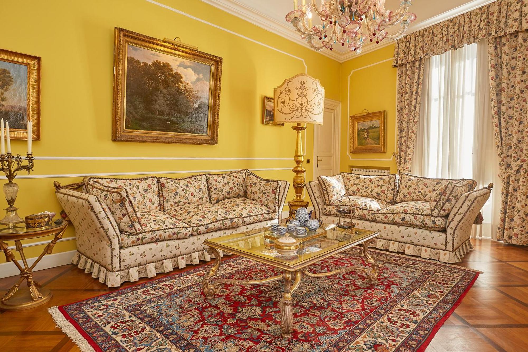 Dimora Dei Leoni Apartment Palermo Bagian luar foto