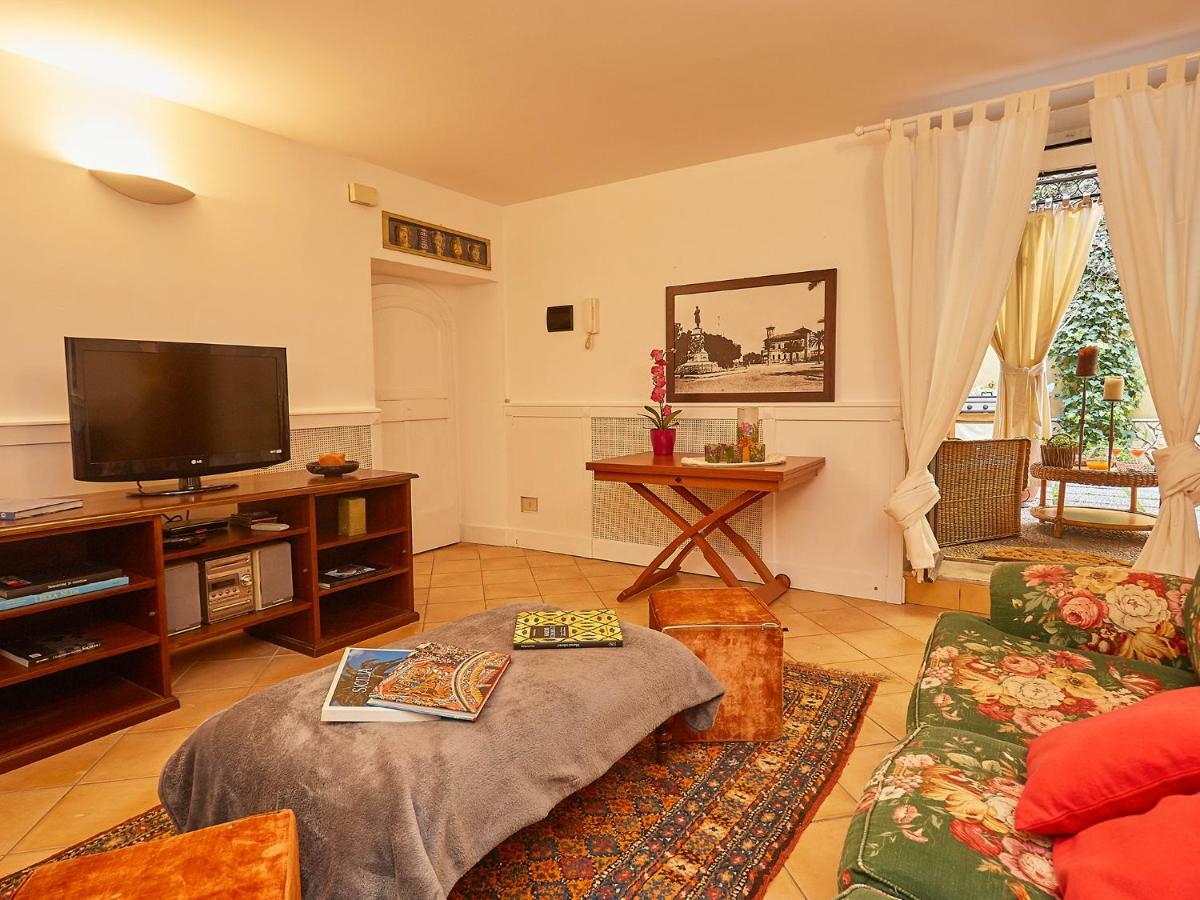 Dimora Dei Leoni Apartment Palermo Bagian luar foto